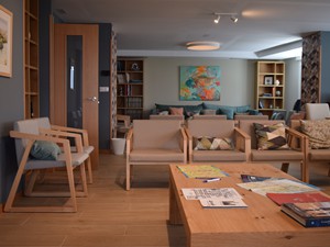 Cuarto de estar Colegio Mayor Arosa